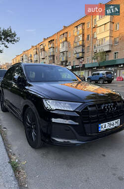 Внедорожник / Кроссовер Audi Q7 2019 в 
