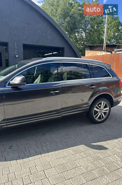 Внедорожник / Кроссовер Audi Q7 2010 в 