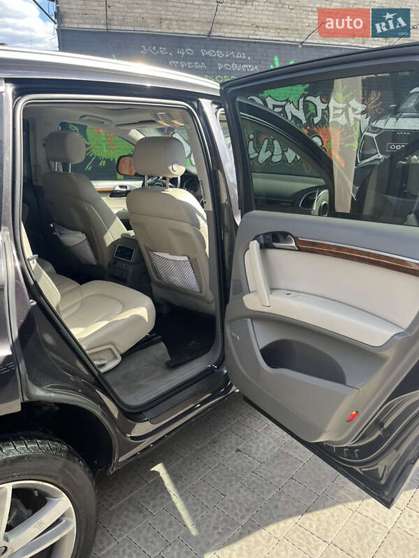Внедорожник / Кроссовер Audi Q7 2010 в Львове фото 11 Внедорожник / Кроссовер Audi Q7 2010 в Львове