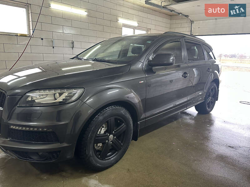 Внедорожник / Кроссовер Audi Q7 2012 в Надворной