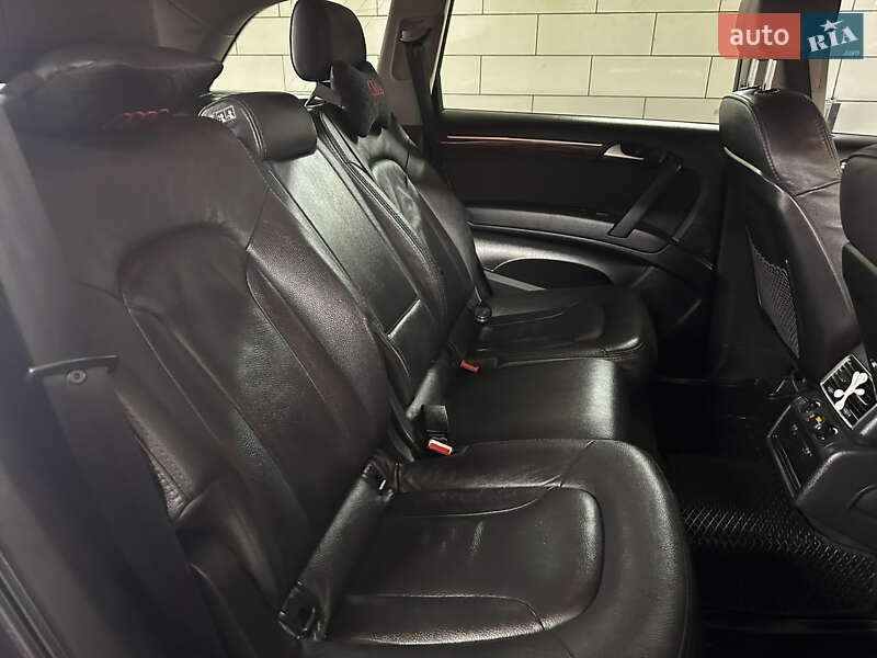 Позашляховик / Кросовер Audi Q7 2012 в Надвірній