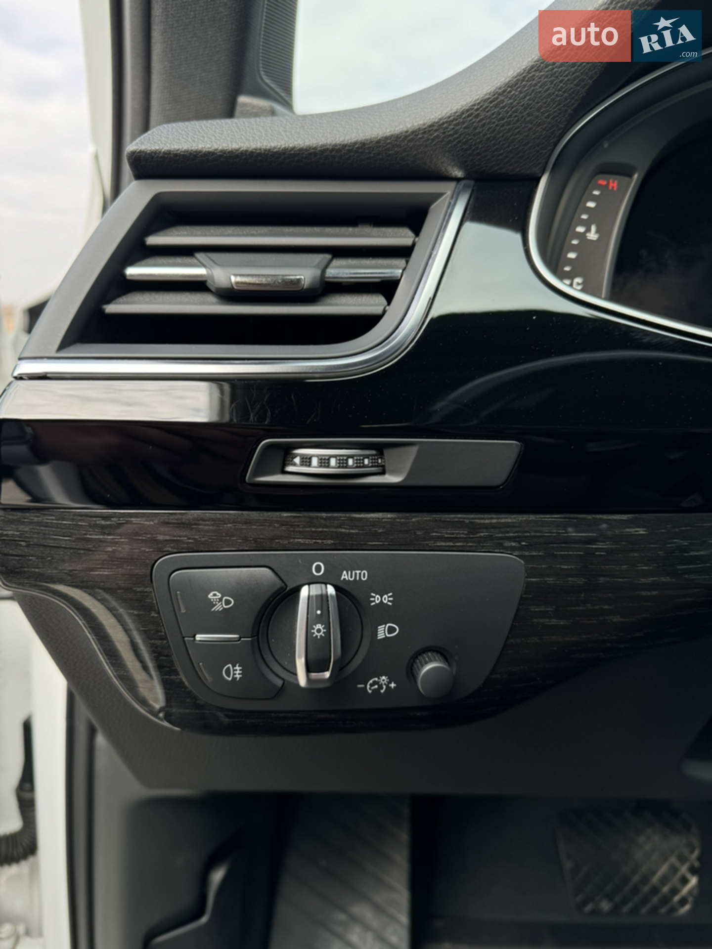2019 Audi Q7 - мініатюра 23