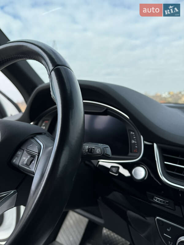 Внедорожник / Кроссовер Audi Q7 2019 в Трускавце