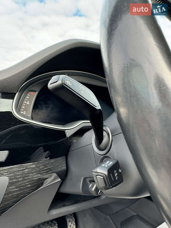 Внедорожник / Кроссовер Audi Q7 2019 в Трускавце