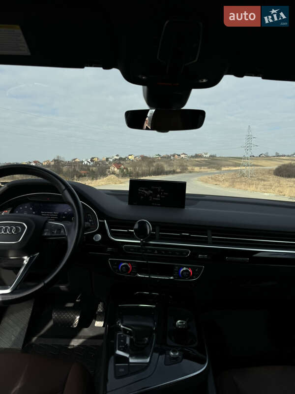 Внедорожник / Кроссовер Audi Q7 2019 в Трускавце