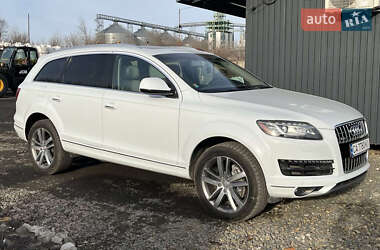 Внедорожник / Кроссовер Audi Q7 2012 в 