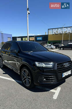 Внедорожник / Кроссовер Audi Q7 2018 в 