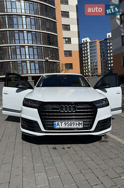 Внедорожник / Кроссовер Audi Q7 2015 в Ивано-Франковске