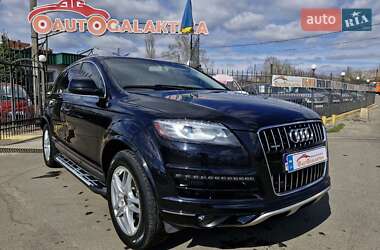 Внедорожник / Кроссовер Audi Q7 2012 в 