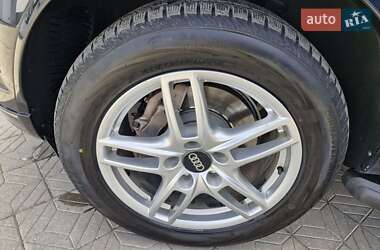 Внедорожник / Кроссовер Audi Q7 2012 в 