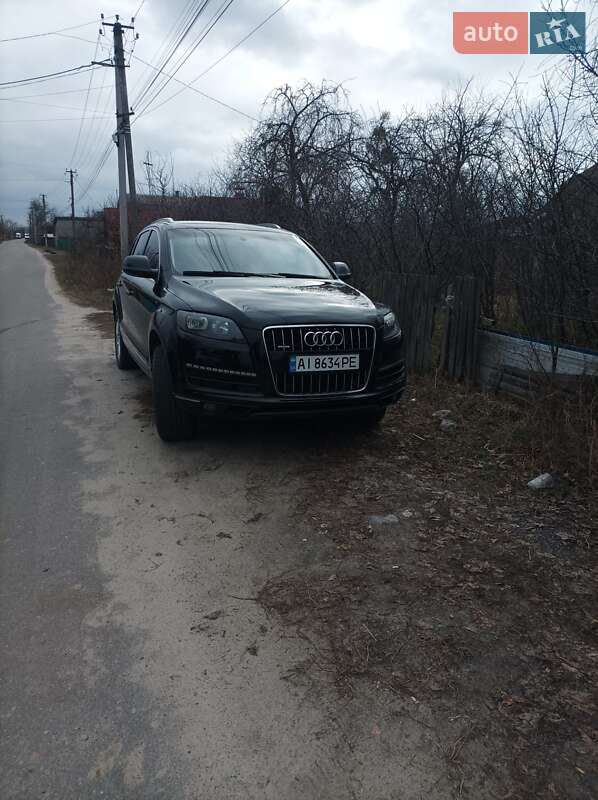 Внедорожник / Кроссовер Audi Q7 2012 в Вышгороде