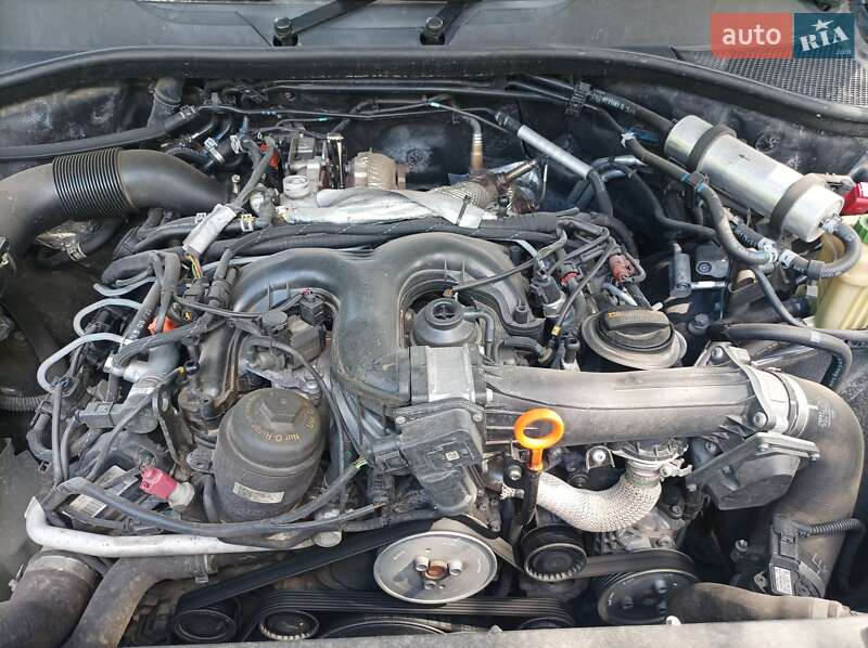 Внедорожник / Кроссовер Audi Q7 2012 в Вышгороде