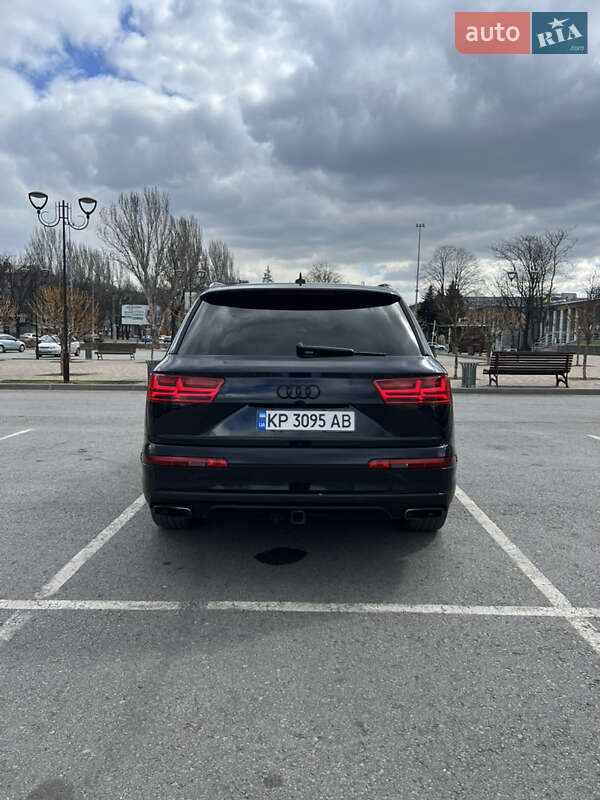 Внедорожник / Кроссовер Audi Q7 2016 в Запорожье