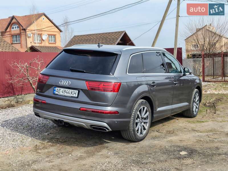 Позашляховик / Кросовер Audi Q7 2018 в Дніпрі фото 7 Позашляховик / Кросовер Audi Q7 2018 в Дніпрі