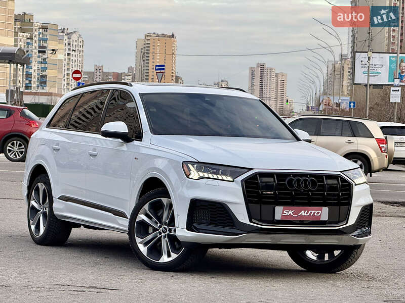 Внедорожник / Кроссовер Audi Q7 2023 в Киеве
