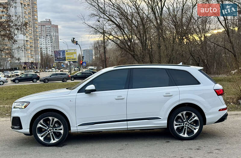 Внедорожник / Кроссовер Audi Q7 2023 в Киеве
