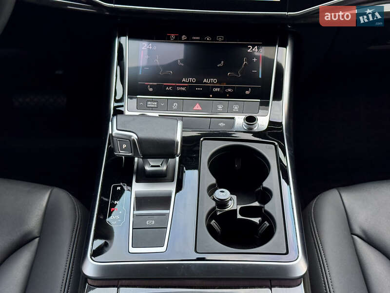Внедорожник / Кроссовер Audi Q7 2023 в Киеве