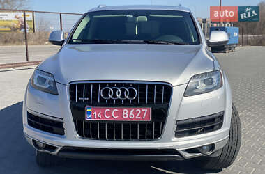 Внедорожник / Кроссовер Audi Q7 2013 в 
