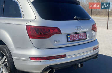 Внедорожник / Кроссовер Audi Q7 2013 в 