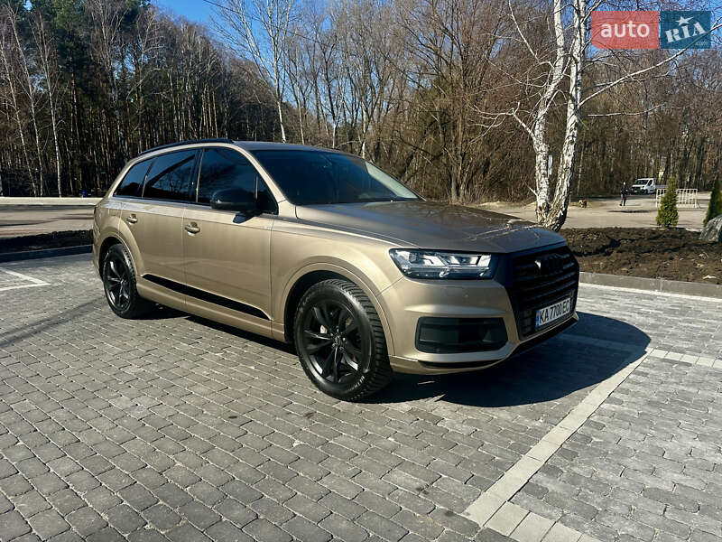 Внедорожник / Кроссовер Audi Q7 2018 в Киеве