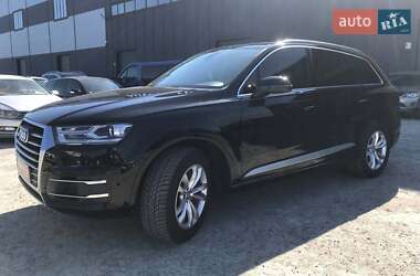 Внедорожник / Кроссовер Audi Q7 2018 в 