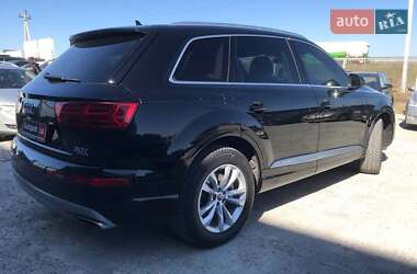 Внедорожник / Кроссовер Audi Q7 2018 в 