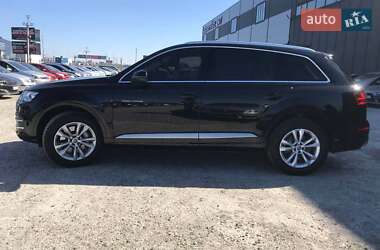 Внедорожник / Кроссовер Audi Q7 2018 в 