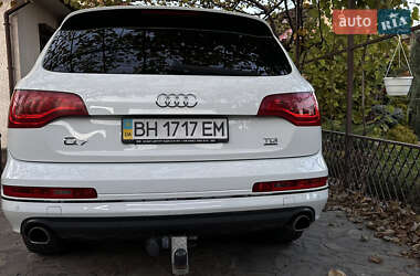 Внедорожник / Кроссовер Audi Q7 2012 в 