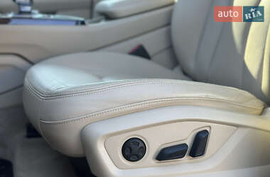 Внедорожник / Кроссовер Audi Q7 2017 в 