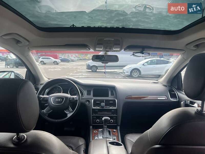 Внедорожник / Кроссовер Audi Q7 2012 в Киеве