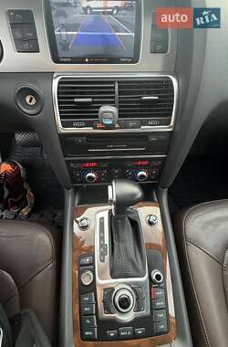 Внедорожник / Кроссовер Audi Q7 2012 в 