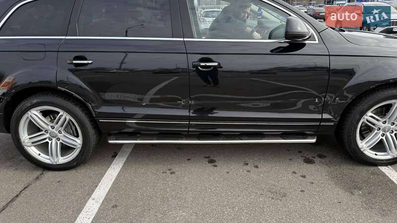 Внедорожник / Кроссовер Audi Q7 2012 в Киеве
