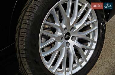 Внедорожник / Кроссовер Audi Q7 2016 в 