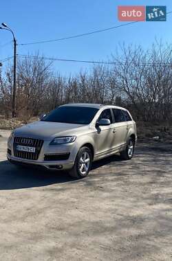 Внедорожник / Кроссовер Audi Q7 2010 в 