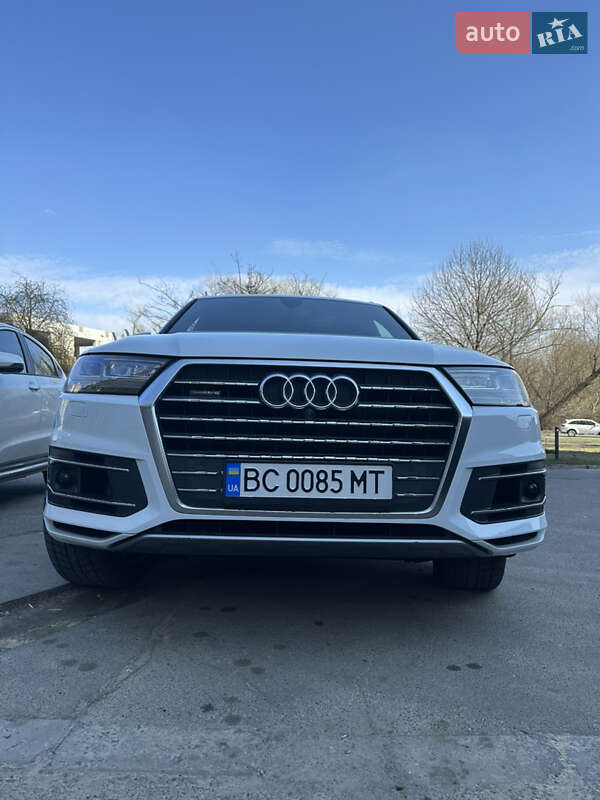 Внедорожник / Кроссовер Audi Q7 2018 в Львове