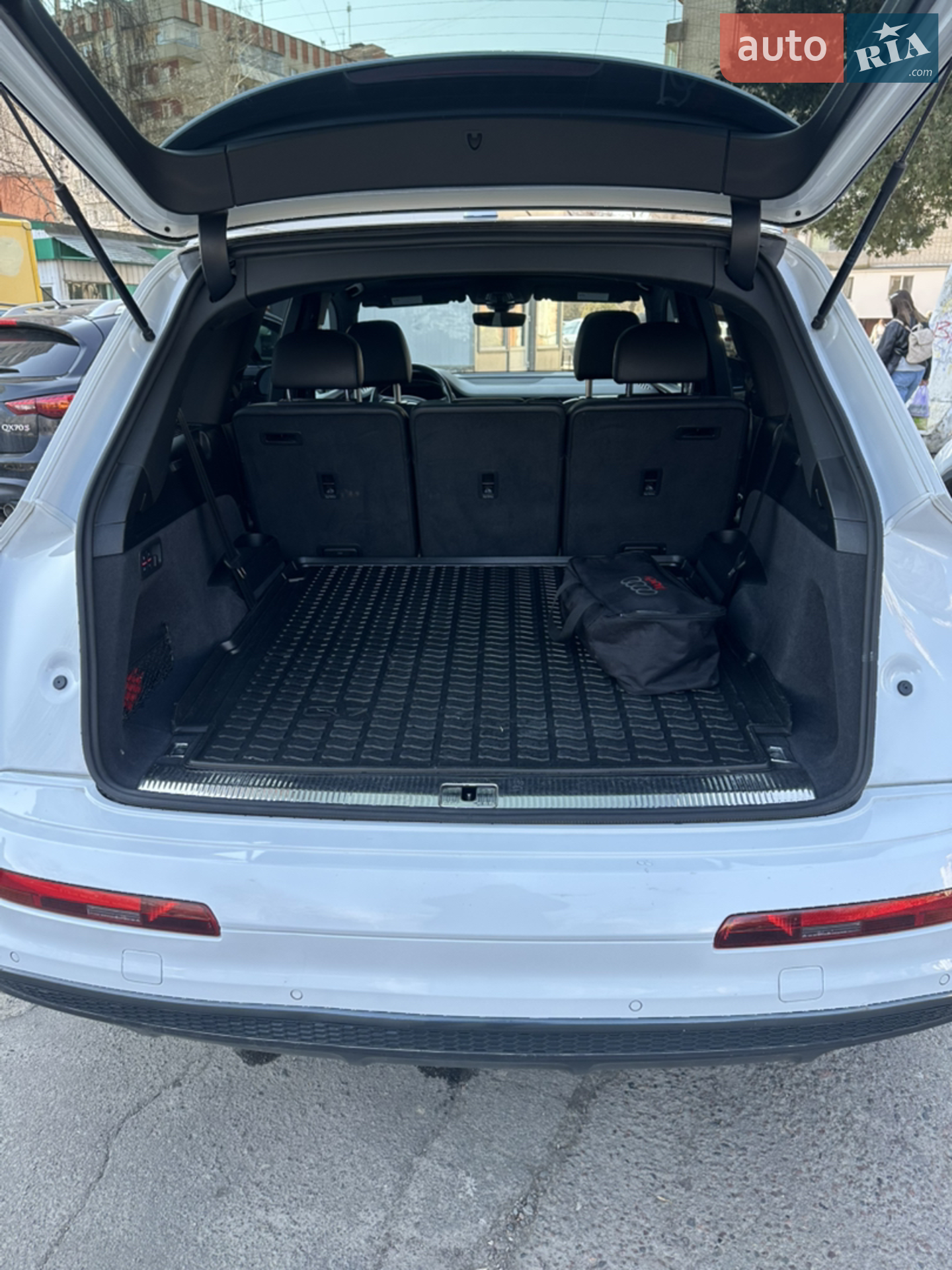 2018 Audi Q7 - мініатюра 16