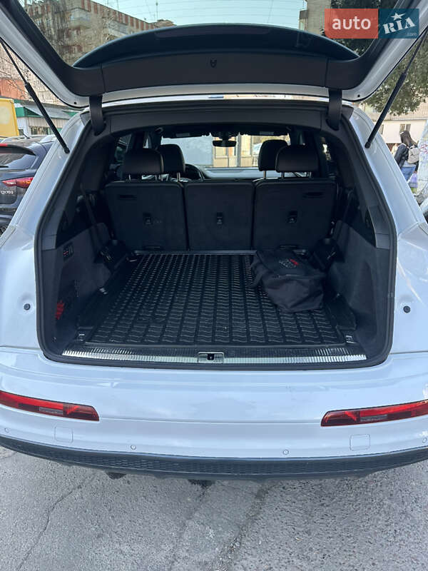 Внедорожник / Кроссовер Audi Q7 2018 в Львове