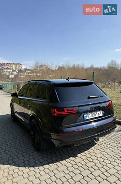 Внедорожник / Кроссовер Audi Q7 2016 в 