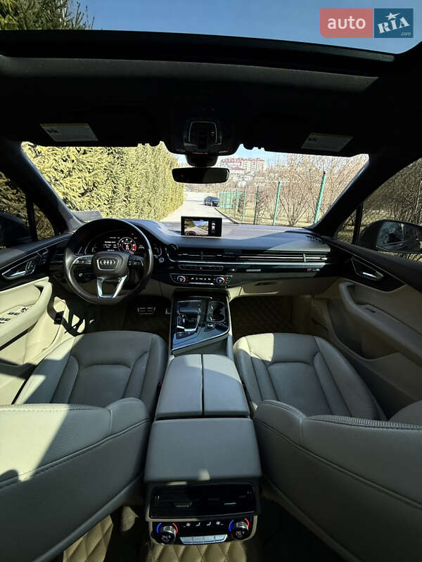 Внедорожник / Кроссовер Audi Q7 2016 в Львове