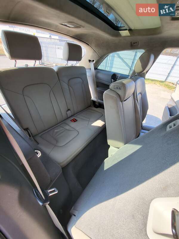 Внедорожник / Кроссовер Audi Q7 2009 в Тернополе
