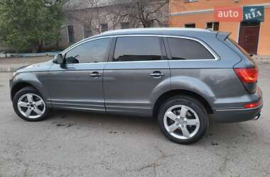 Позашляховик / Кросовер Audi Q7 2014 в 