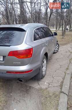 Внедорожник / Кроссовер Audi Q7 2008 в 