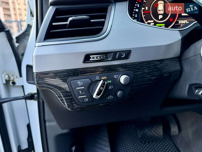 Позашляховик / Кросовер Audi Q7 2015 в Києві