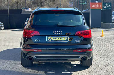 Внедорожник / Кроссовер Audi Q7 2014 в 