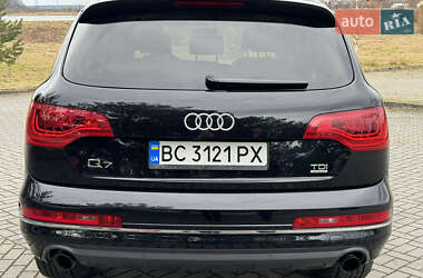 Внедорожник / Кроссовер Audi Q7 2011 в 