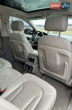 Внедорожник / Кроссовер Audi Q7 2011 в 