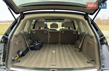 Внедорожник / Кроссовер Audi Q7 2011 в 