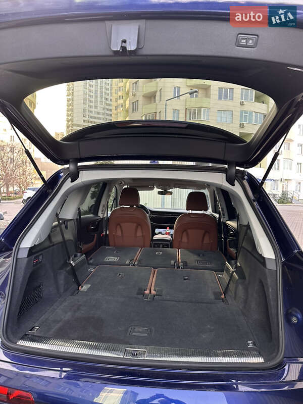 Внедорожник / Кроссовер Audi Q7 2021 в Одессе