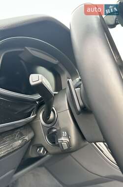 Позашляховик / Кросовер Audi Q7 2023 в 