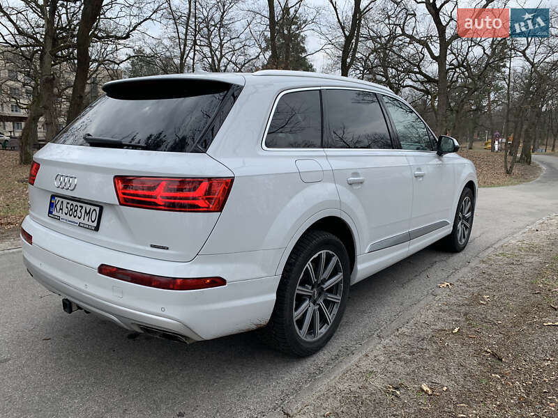 Внедорожник / Кроссовер Audi Q7 2018 в Киеве